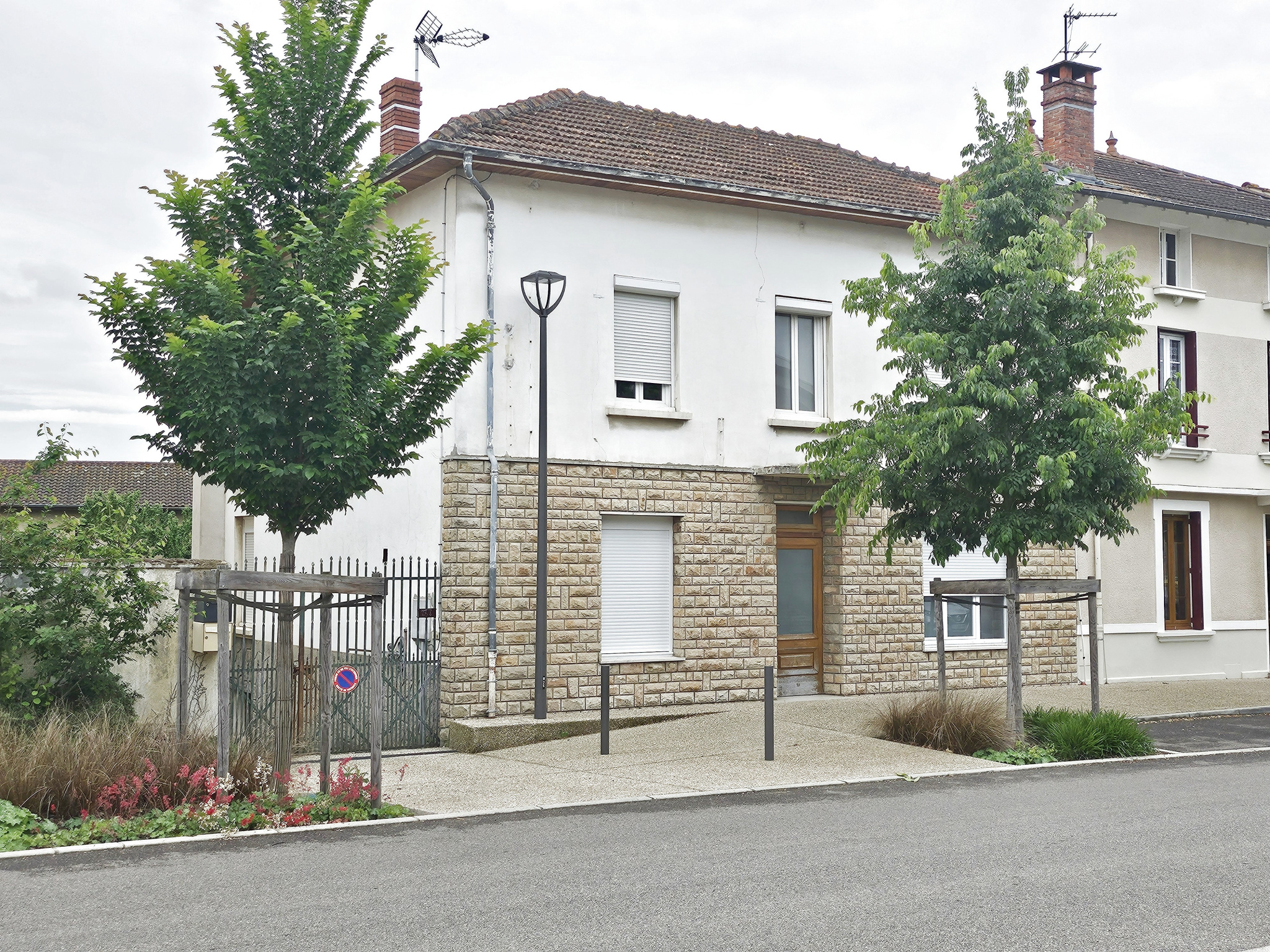Immeuble de rendement à EPINOUZE